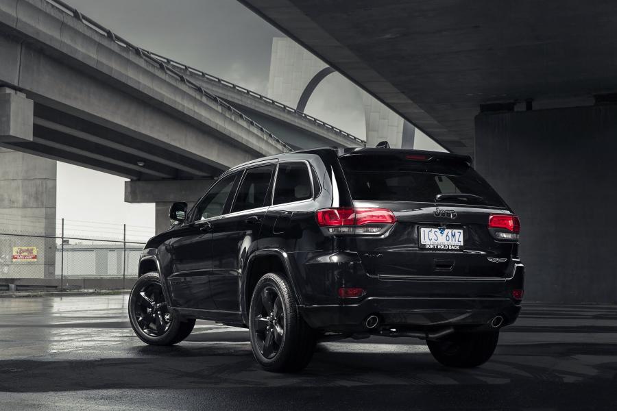 Jeep Grand Cherokee Blackhawk 2015 года  (фото 21 из 26)
